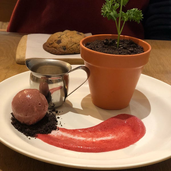 4/4/2019 tarihinde Vishal S.ziyaretçi tarafından Spot Dessert Bar'de çekilen fotoğraf