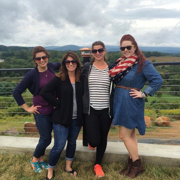 Photo taken at Blue Valley Vineyard and Winery by Jessica R. on 9/13/2015