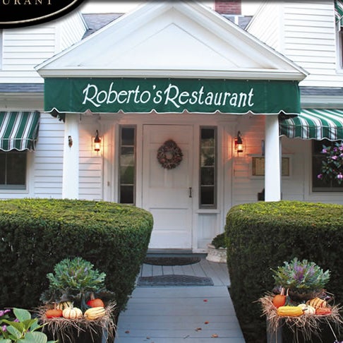 Photo prise au Robertos Italian Restaurant par Robertos Italian Restaurant le1/30/2015