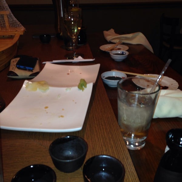 10/26/2013 tarihinde Duke M.ziyaretçi tarafından Sushi de Kanpai'de çekilen fotoğraf