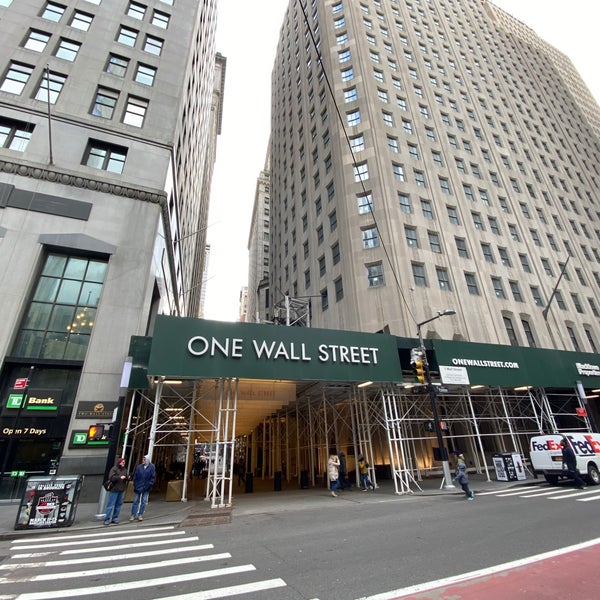Нью йорк уолл стрит. Уолл стрит панорама. Вал стрит. One wall street. Нью йорк уолл стрит биржа.