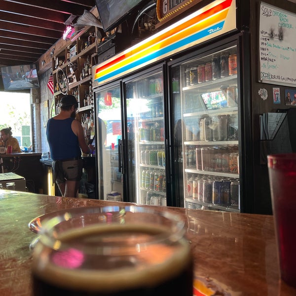 Пивной ресторан дербент барселона. Бар барселона. See can ресторан на василеостровском рынке. Could bar. Бар испании древний фото.