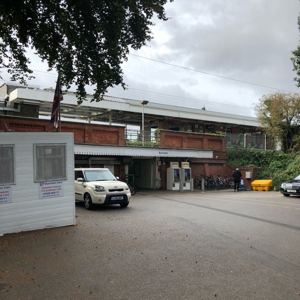 Burnham Railway Station (BNM) - Rail Station