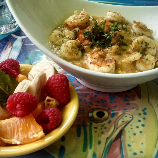 The Sunday brunch is delicious. Try the Shrimp and Grits with fresh fruit.
