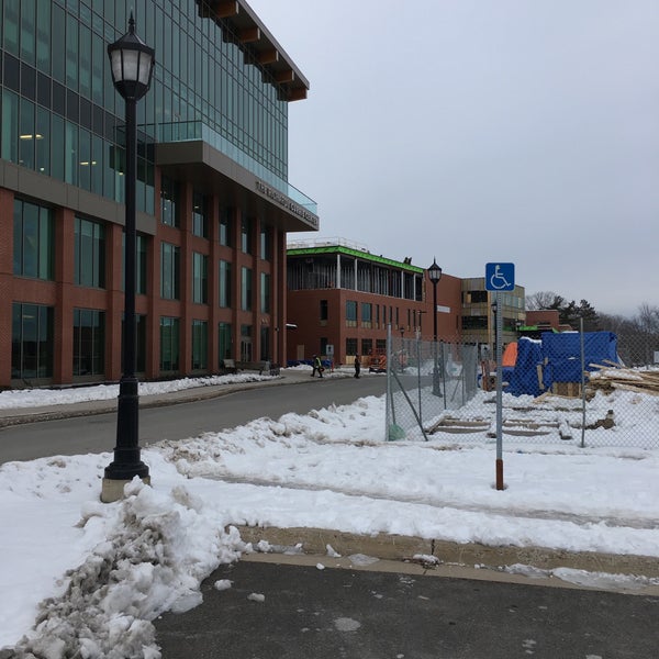 The Richard J. CURRIE Center UNB Fredericton, NB
