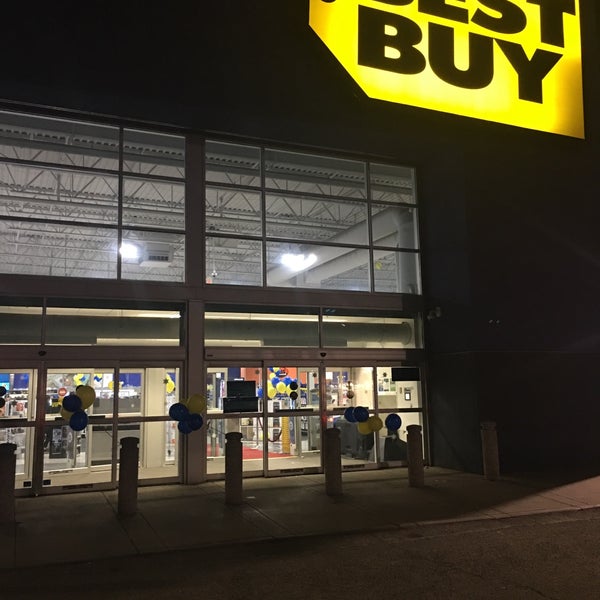 Best Buy Northeast Calgary 3221 Sunridge Way NE, Unit 500