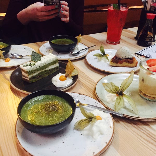 Foto tirada no(a) Hashi Japanese Kitchen por Lian H. em 3/17/2016