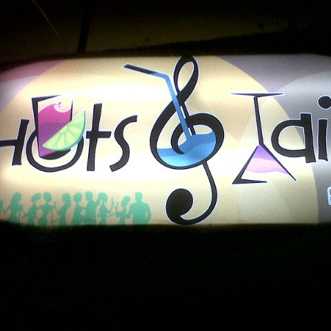 Хвост рыжего кота. Shot tail. Shot tail. Собачьи хвостики. Фокс тейл.