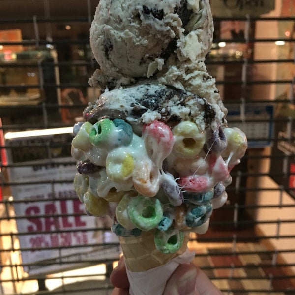 7/27/2016에 Mike S.님이 Emack &amp; Bolio&#39;s Ice Cream에서 찍은 사진
