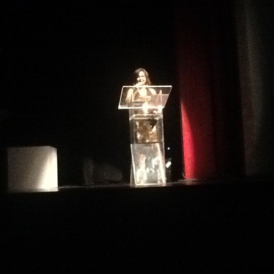Das Foto wurde bei Teatro Jorge Amado von Ana M. am 11/26/2012 aufgenommen