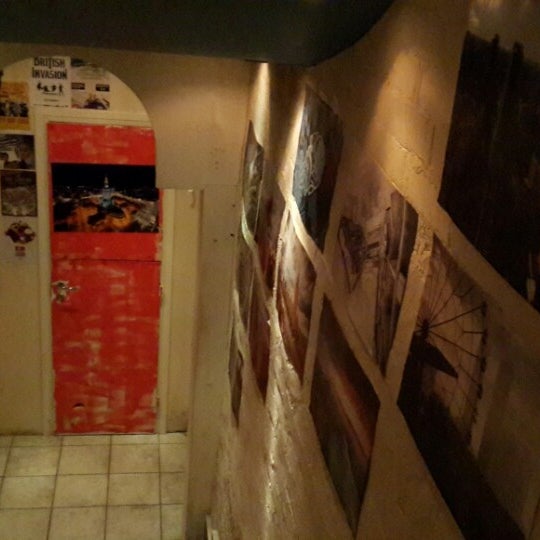 Бирмингем паб. Бары в коврове. Бар на ковер. Манифест ковров бар. Чайхана сургут.