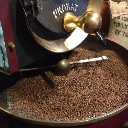 10/21/2012にBarbara D.がUncommon Grounds Coffee &amp; Teaで撮った写真