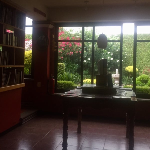 4/23/2017 tarihinde Samuel A.ziyaretçi tarafından LaLiLu - Librería y Café'de çekilen fotoğraf