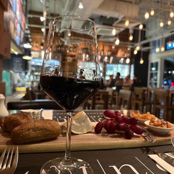 Wine Connection Cheese Bar Singapore River 36 tips from 1102 visitors