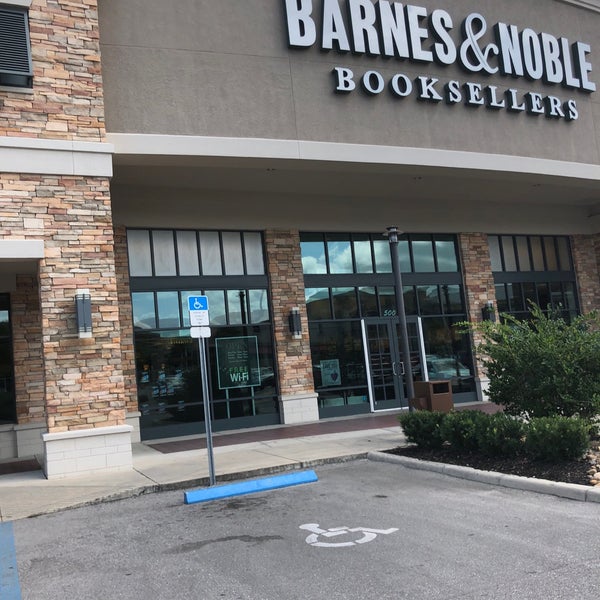 Photos At Barnes Noble 11 Tips From 706 Visitors