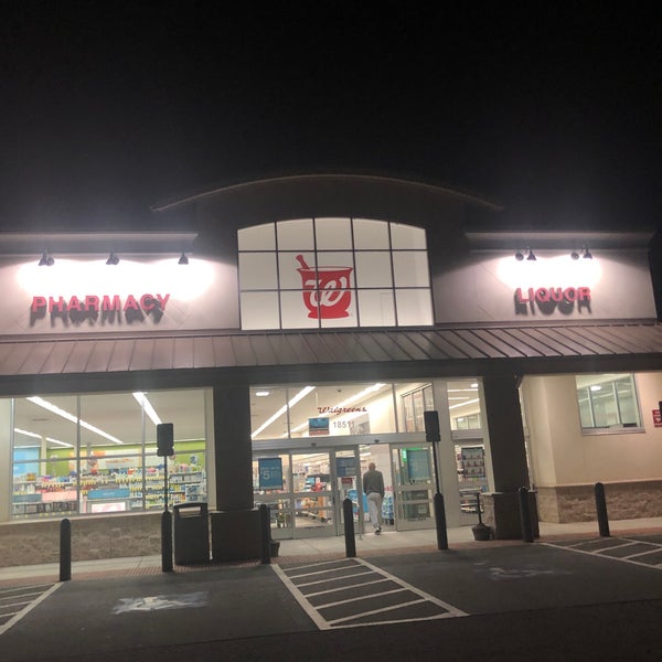 Walgreens - Village of Tampa - 2 tips