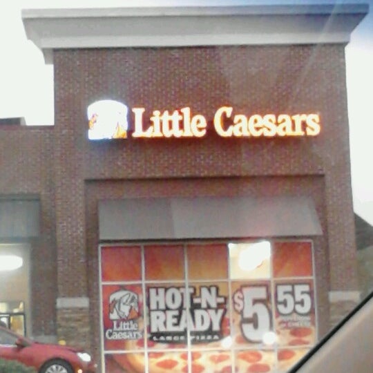 Little Caesars Pizza 4 tips