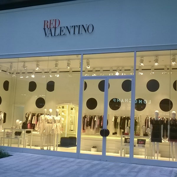 Valentino - ลุมพินี Central