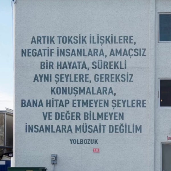 Das Foto wurde bei İzmir Gıda Çarşısı von Fatoş K. am 1/31/2023 aufgenommen