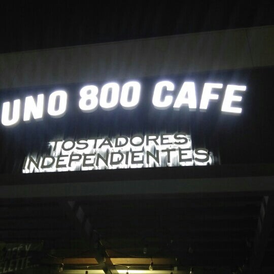 Photo taken at Uno 800 Café by Luis P. on 2/8/2016