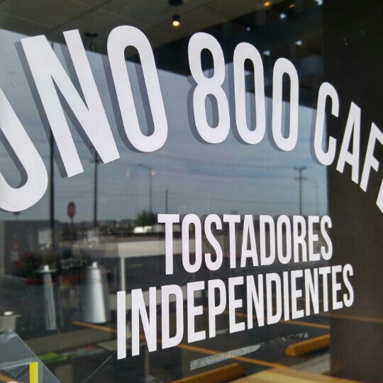 Photo taken at Uno 800 Café by Luis P. on 4/5/2016