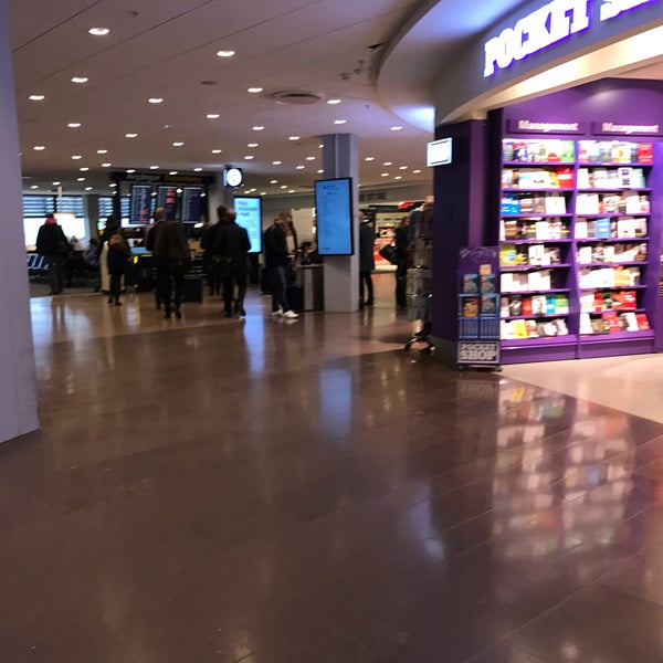 Снимок сделан в Международный аэропорт Стокгольм-Арланда (ARN) пользователем Sven-Sebastian S. 11/9/2016