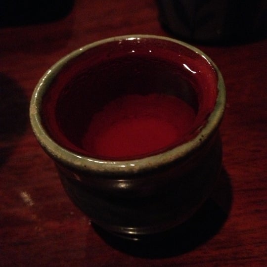 12/6/2012にJerry B.がZilla Sake (Sushi &amp; Sake)で撮った写真