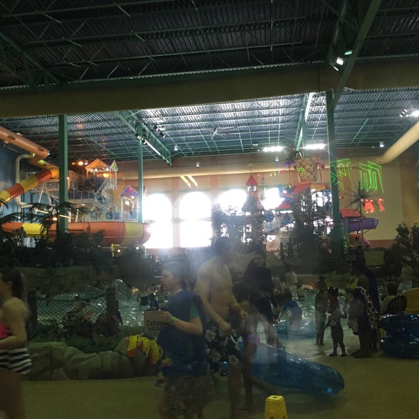 Photo taken at KeyLime Cove Indoor Waterpark Resort by Penny W. on 2/7/2015