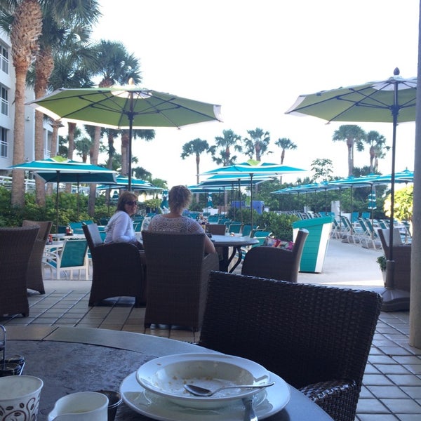 Sands Pointe Restaurant Longboat Key Club Longboat Key, FL