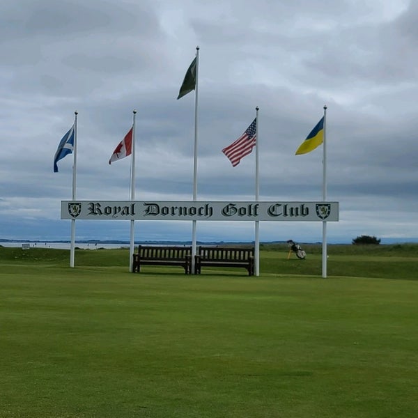 รูปภาพถ่ายที่ Royal Dornoch Golf Club โดย Andrew P. เมื่อ 6/21/2022