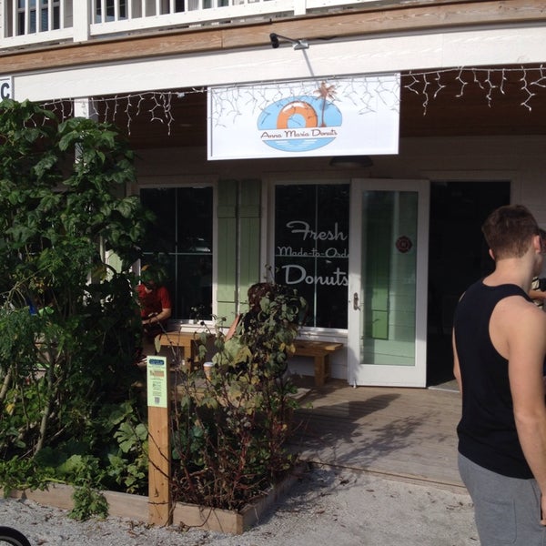Photo taken at Anna Maria Donuts by Andrew P. on 1/2/2014