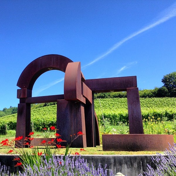 รูปภาพถ่ายที่ REX HILL Vineyards &amp; Winery โดย Jon B. เมื่อ 6/29/2013