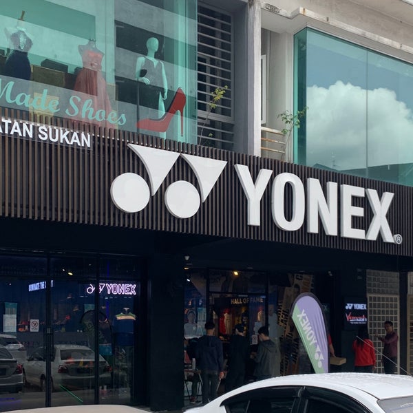 Yonex Concept Store By Vsmash Seputih 1 Tip From 124 Visitors