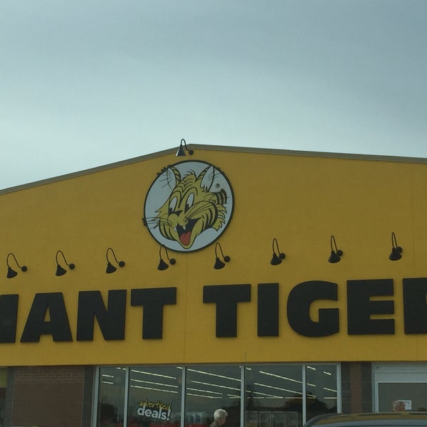 Giant Tiger Department Store