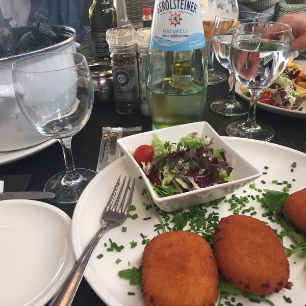 Photo taken at Restaurant De Graslei by Rebecca B. on 6/16/2019