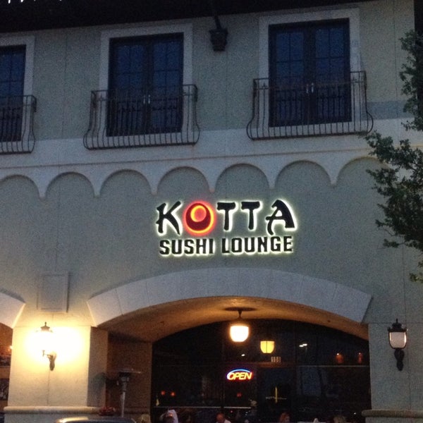 Photo taken at Kotta Sushi Lounge by Jessica S. on 5/25/2013