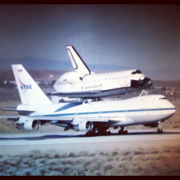 Foto diambil di The Starship oleh David R. pada 9/21/2012