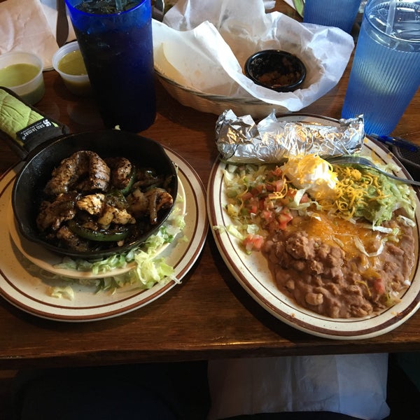 Das Foto wurde bei Papa Felipe&#39;s Mexican Restaurant von Kevin H. am 9/15/2016 aufgenommen
