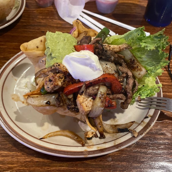 Photo taken at Papa Felipe&#39;s Mexican Restaurant by Kevin H. on 4/24/2021