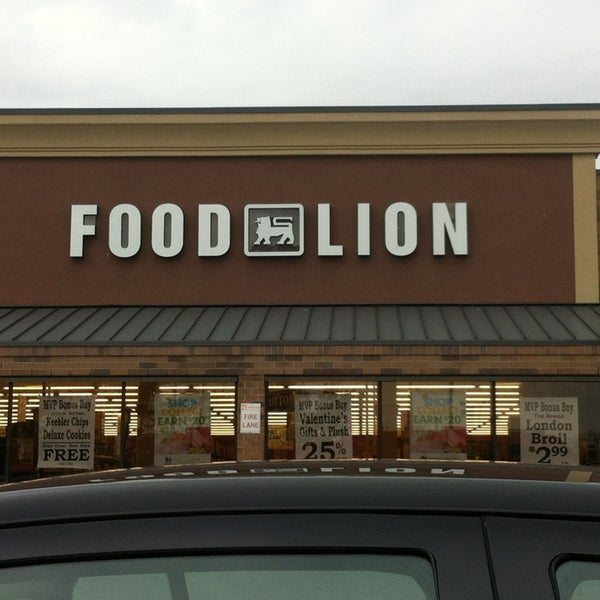 Food Lion Grocery Store Leland, NC