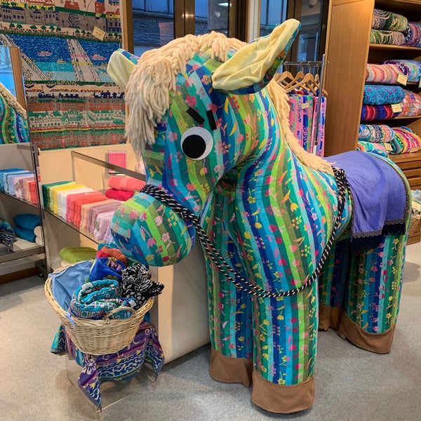 タオルサロン カラカラ 横浜元町店 Gift Shop In 元町