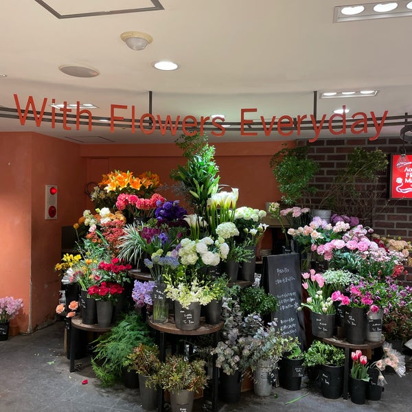 青山フラワーマーケット 札幌丸井今井店 札幌市 北海道