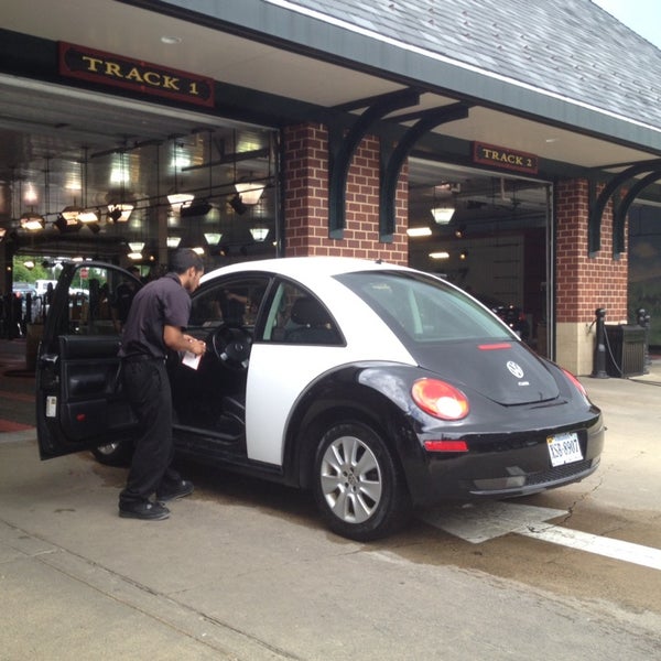 Leesburg Station Auto Wash Araba Yıkama ve Detay'da fotoğraflar
