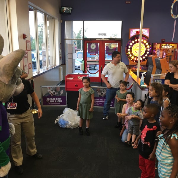 Chuck E. Cheese Arkade di Stevenson Ranch