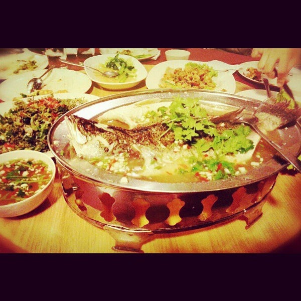 Photo taken at Chokdee Thai Cuisine by Adrian K. on 3/3/2013