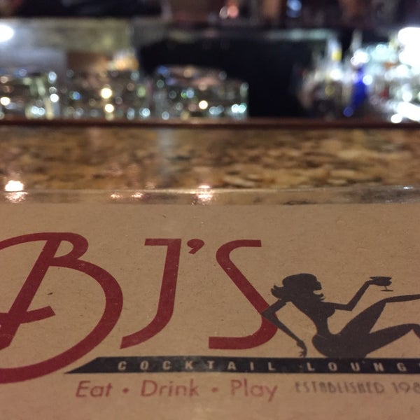 11/16/2015에 Richard W.님이 BJ&#39;s Cocktail Lounge East에서 찍은 사진