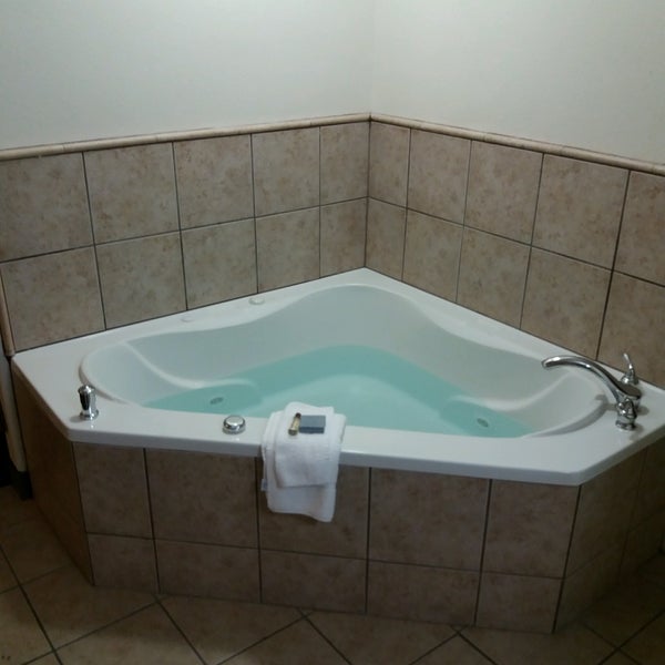 Hawthorn Suites By Wyndham Victorville - Golden Triangle - 1 Tip