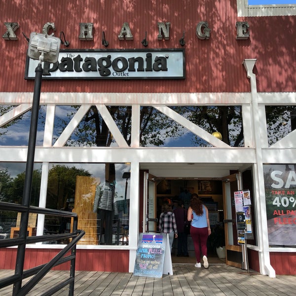 Foto tirada no(a) Patagonia Outlet por Jeff W. em 4/20/2019