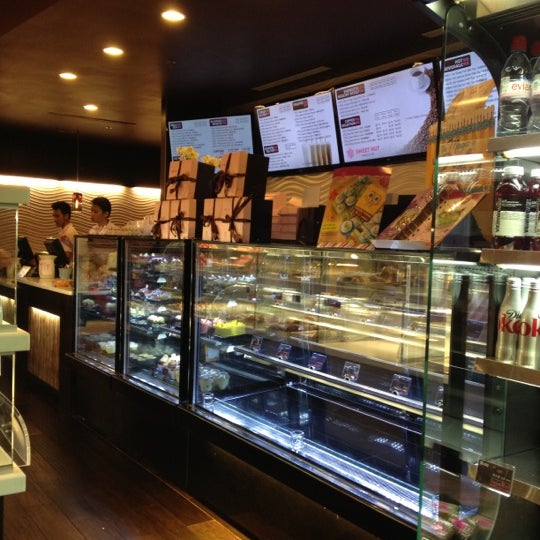 sweet hut bakery cafe sweet hut bakery cafe