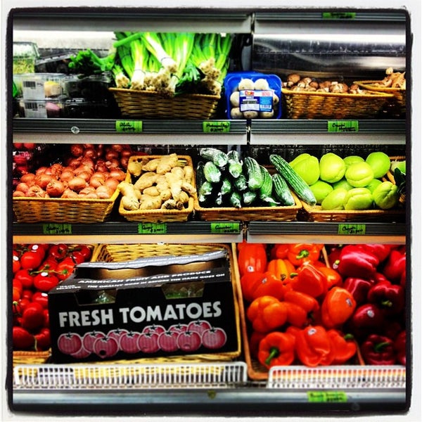 La Hacienda Meat Center Ave. Jesús de Piñero 1905